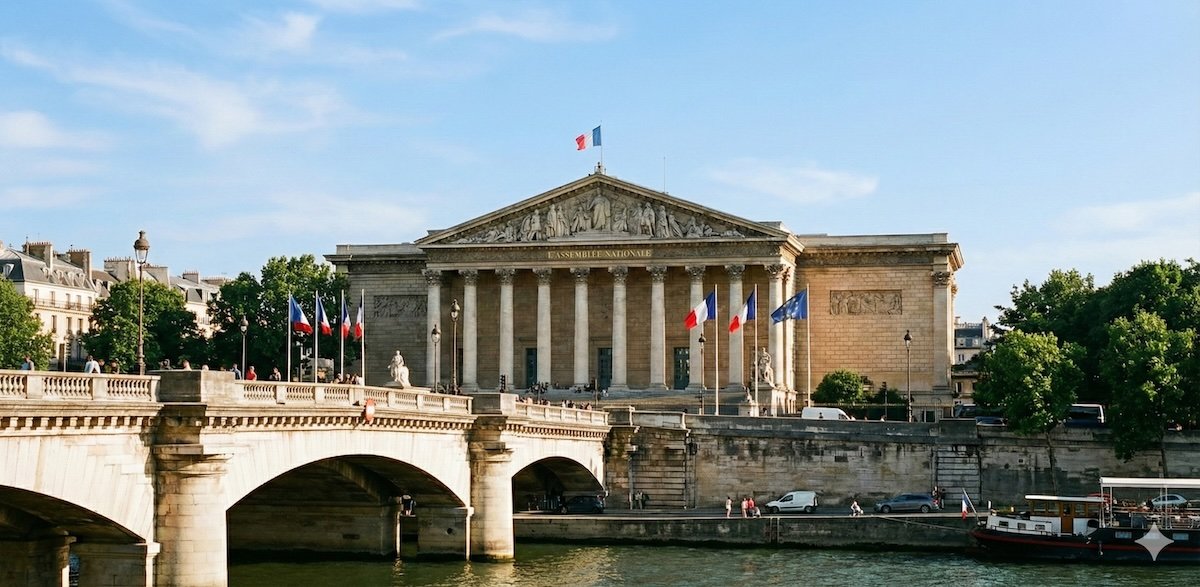 le parlement français tout savoir sur l’assemblée nationale et le sénat